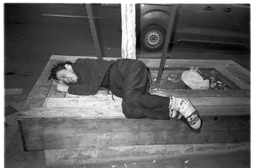 Silver halide -Olympus XA4 , Ilford HP5  @ ISO400 DEV:Tetenal Ultrafin 1:20